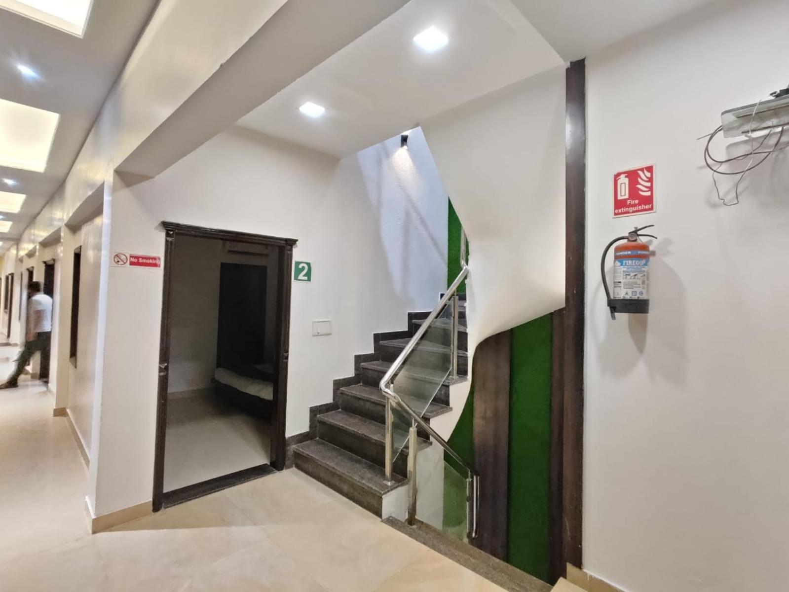 Hotel The Grandpark Amritsar Exterior foto